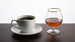 Koffie na alcohol: mythes en realiteit